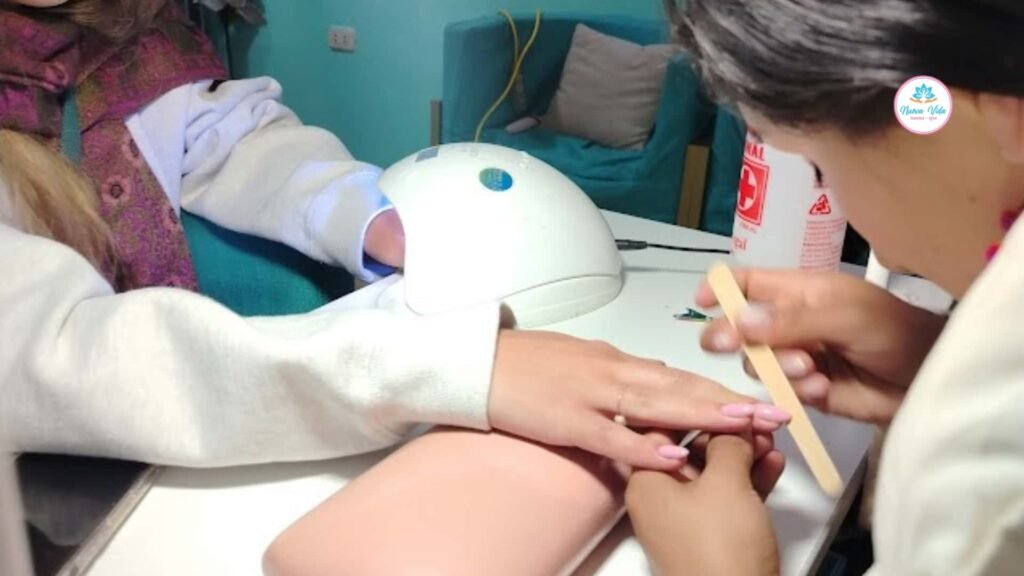Manicura normal (básica) en Cusco